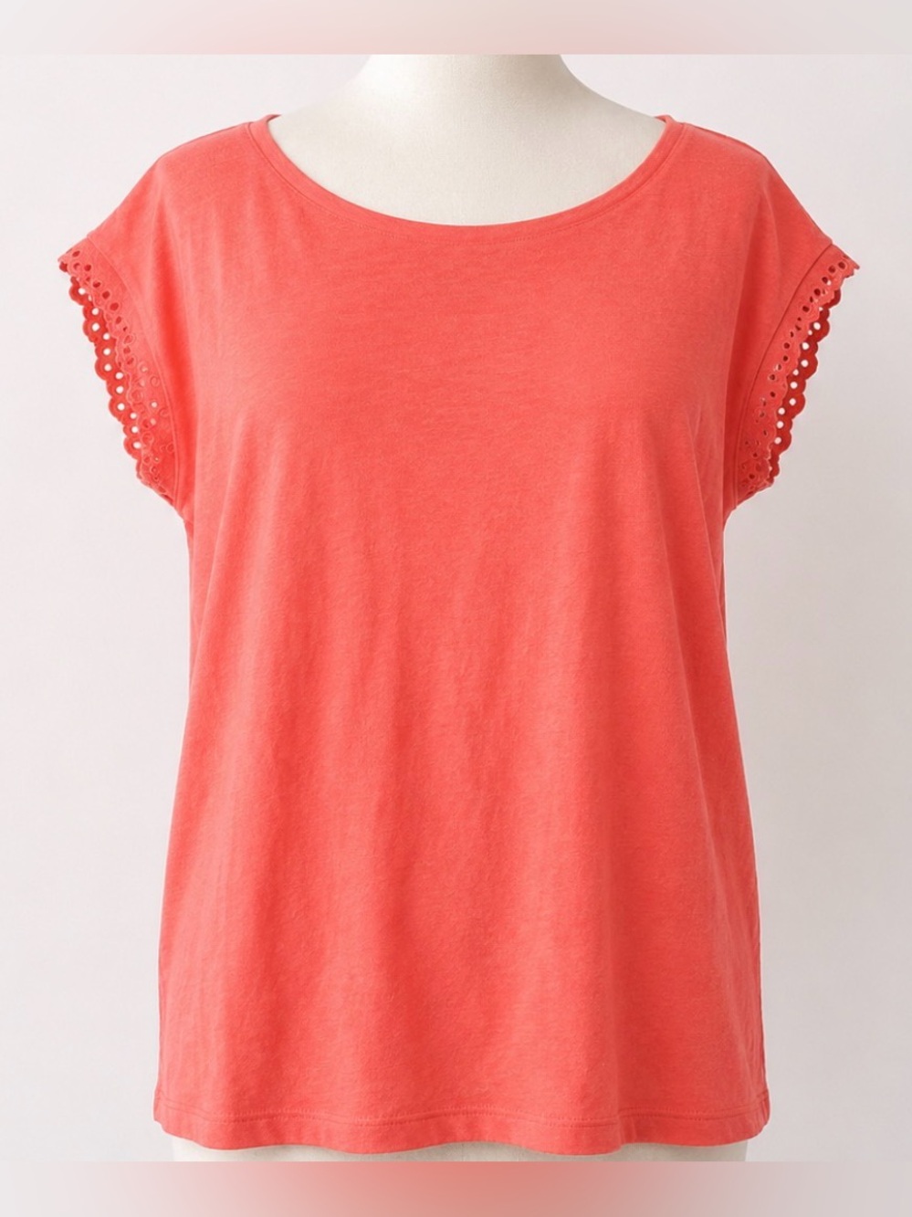 St. John's Bay -Coral Lace Cap sleeve-Eyelet trim - Linen blend -Tee